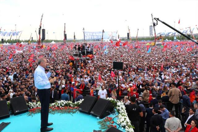 AK Parti'nin Yenikapı'daki Dev Mitingine 1 Milyon 300 Bin Kişi Katıldı