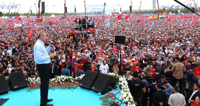 Erdoğan, Yenikapı'daki Dev Mitingde İnce'ye Yüklendi: Öyle Soydular, Böyle Soydular, Bu Ne Hayasızlık