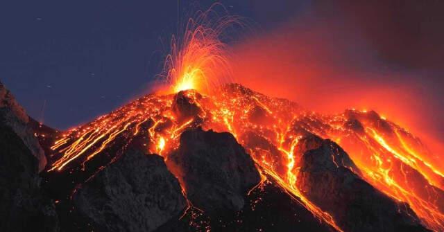 Kilauea Yanardağı'nı İzlemek İsteyen 40 Kişi Gözaltına Alındı