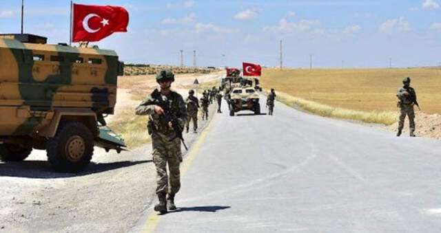 Pentagon'dan Münbiç Açıklaması: Koordineli Ancak Bağımsız Şekilde Devriye Nöbetlerine Başladık Pentagon'dan Münbiç Açıklaması: Koordineli Ancak Bağımsız Şekilde Devriye Nöbetlerine Başladık