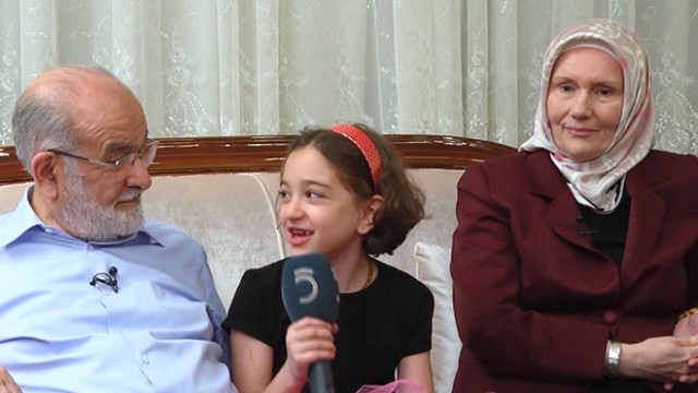 SP Lideri Temel Karamollağu'nun İngiliz Asıllı Eşi, Nasıl Müslüman Olduğunu Anlattı