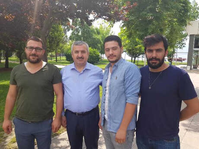 Kocaeli'de, Cani Müezzin Tavuklarına Saldıran Köpeği Tüfekle Öldürdü