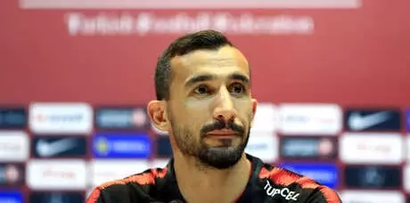 Fenerbahçe, Mehmet Topal'la Yollarını Ayırıyor