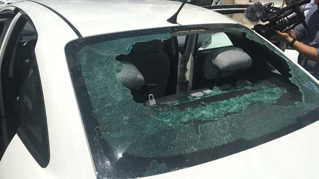 Kendini Jiletleyen Cani Adam, Öleceğini Düşünerek Karısını ve Kızını Boğdu
