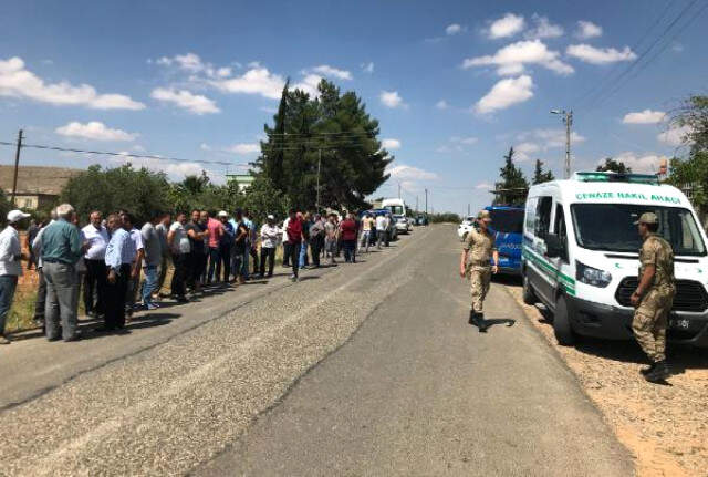 Cinnet Getiren Damat, Eşini, Kayınpederini ve Kayınvalidesini Öldürüp Çocuğunu Kaçırdı! Cinnet Getiren Damat, Eşini, Kayınpederini ve Kayınvalidesini Öldürüp Çocuğunu Kaçırdı!