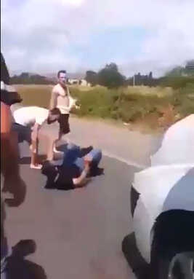 Yol Verme Tartışması Yüzünden Otoyol Savaş Alanına Döndü: 3 Yaralı