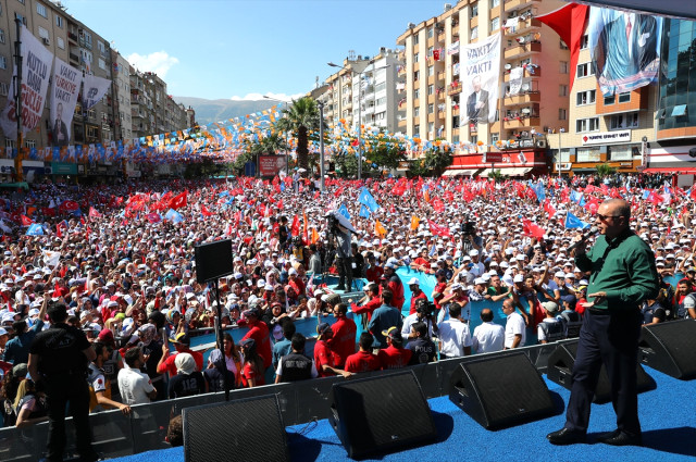 Erdoğan: Kandil'de Toplantı Halindeki, Lider Kadrodan 35 Teröristi Bitirdik