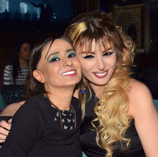 Yakın Arkadaşının Bodrum'daki Barda Hayatını Kaybettiğini Öğrenen Nazlı Hamarat Yasa Boğuldu