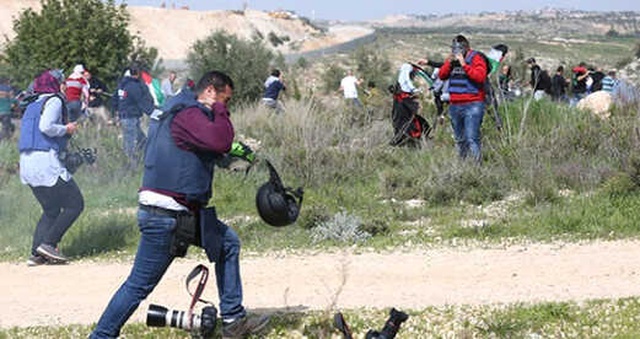 İsrail Keskin Nişancısı, AA Foto Muhabirini Gerçek Mermiyle Vurarak Yaraladı