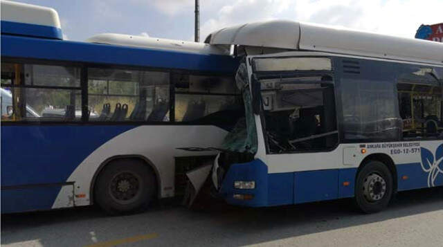 Ankara'da 2 Ego Otobüsü Çarpıştı: 1 Ölü 16 Yaralı