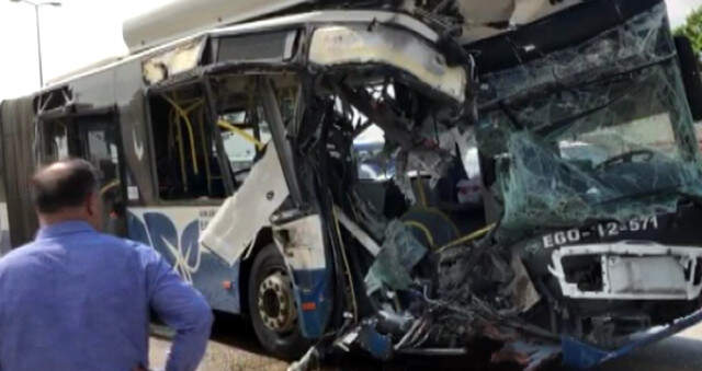 Ankara'da 2 Ego Otobüsü Çarpıştı: 1 Ölü 16 Yaralı