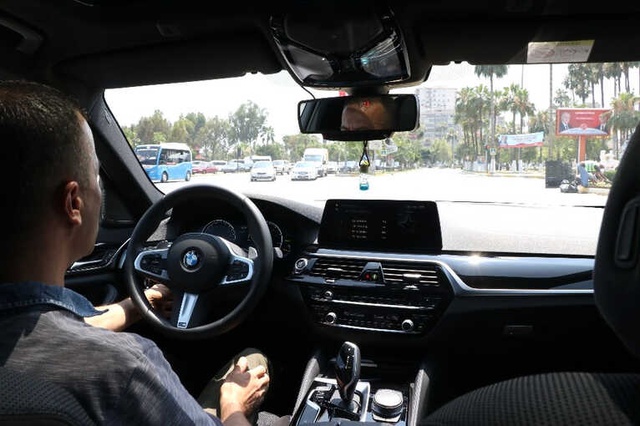 500 Bin Liralık Lüks Otomobili Taksiye Çevirdi