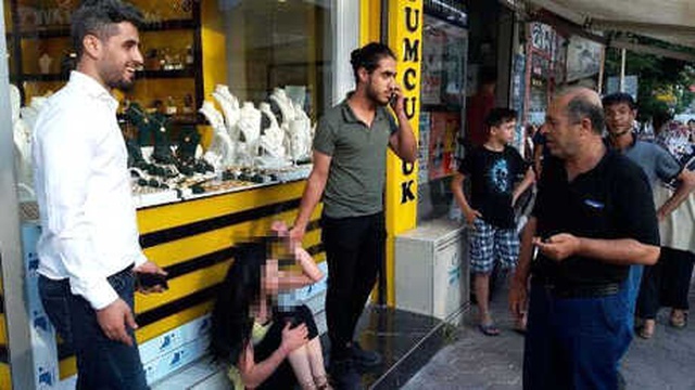 Sahte Altın Satmaya Çalışırken Yakalanan Kadın 'Polis' Diye Bağırdı