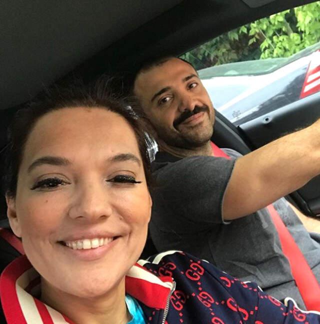 Oy Kullanan Ünlülerin Sandık Paylaşımları