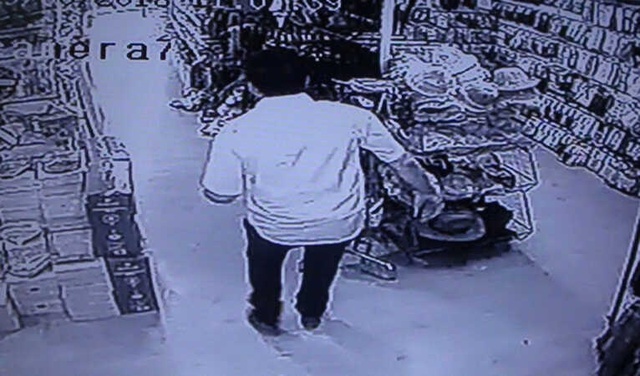 İş Yerine Giren Sansar Paniğe Yol Açtı, O Anlar Saniye Saniye Görüntülendi