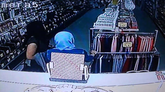 İş Yerine Giren Sansar Paniğe Yol Açtı, O Anlar Saniye Saniye Görüntülendi