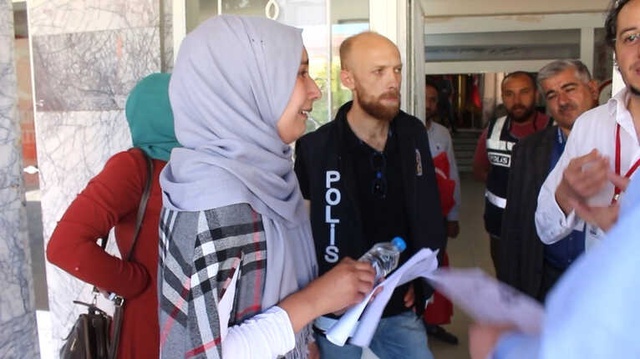 Ağrı'da Hayallerini 1 Dakikayla Kaçıran Öğrenci Gözyaşlarına Boğuldu