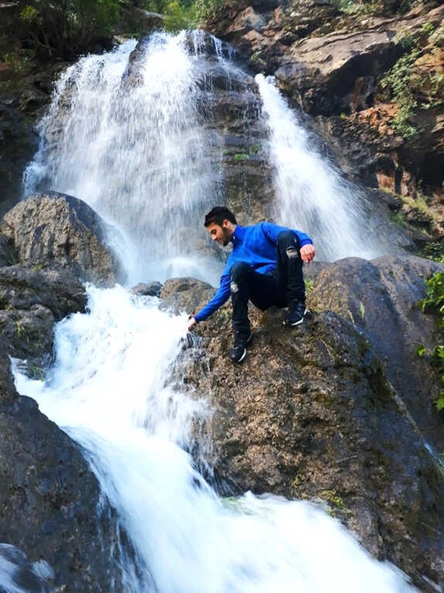 Sıcaklığın 40 Dereceyi Bulduğu Hakkari Çukurca'da Hayat Durdu