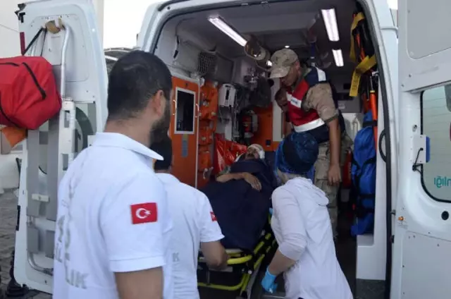 Yaşlı Adam, Aralarında Husumet Bulunan Torunlarını Pompalı Tüfekle Vurdu