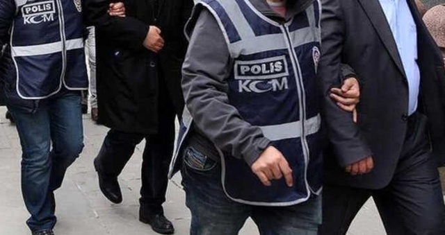 FETÖ'nün Üst Düzey 4 Yöneticisi Yakalandı