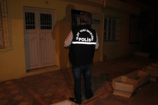 Adana'da Tahlisiz Adamı Önce Bıçakladılar Sonra Parasını Gasp Ettiler
