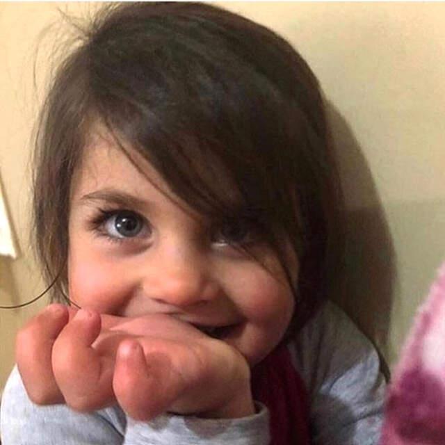 4 Yaşındaki Leyla'nın Ölümü Ünlüleri Yasa Boğdu