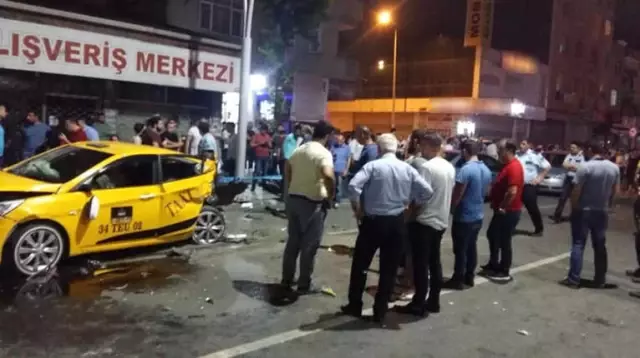 Minibüs 6 Aracı Biçti, Feci Kaza Kamerada