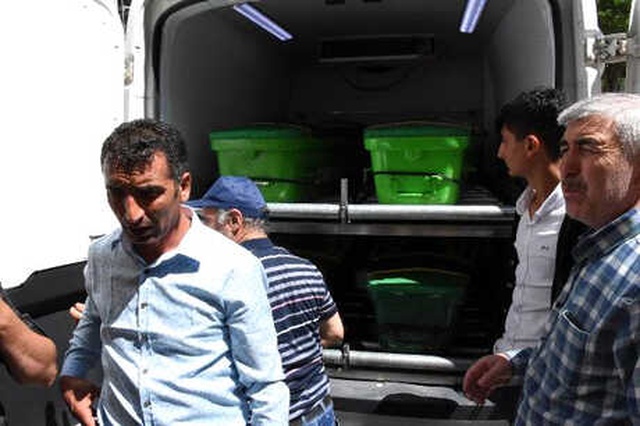 Anne ve 4 Yaşındaki Oğlunun Cenazesi Aynı Tabuta Konuldu