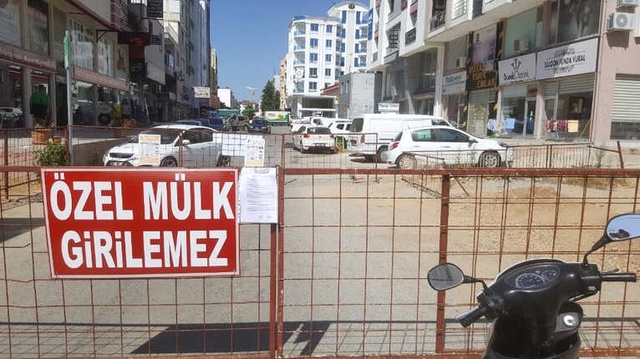 Antalya'da Arsa Sahibi Adam