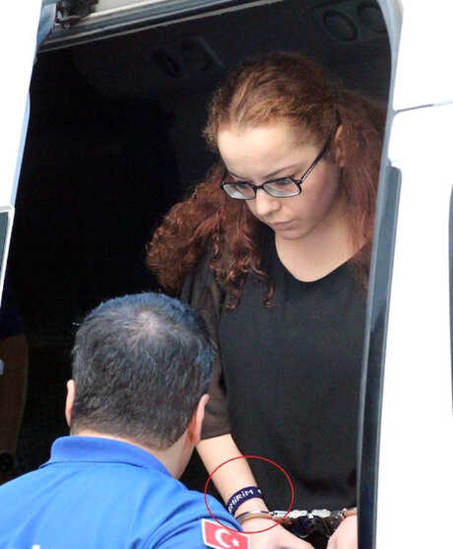 Cani Anne, Kablo ile Boğduğu 3 Yaşındaki Oğlunun Adını Bilekliğine Yazdı