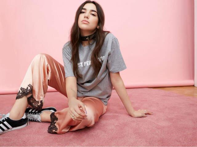 Ünlü İngiliz Şarkıcı Dua Lipa, Konser Vermek İçin İlk Kez Türkiye'ye Geliyor