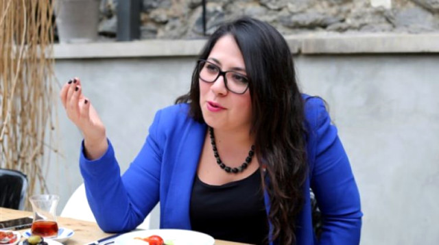 CHP'li Vekil Saliha Sera Kadıgil Sütlü, Yemin Metnini Okuyamadı