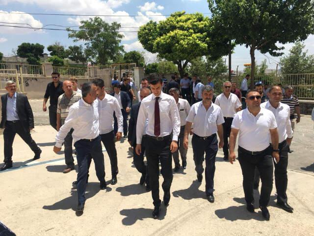 Genel Kurulda, En Genç Milletvekillerinden Rümeysa Kadak ve Müslüm Yüksel Görev Aldı