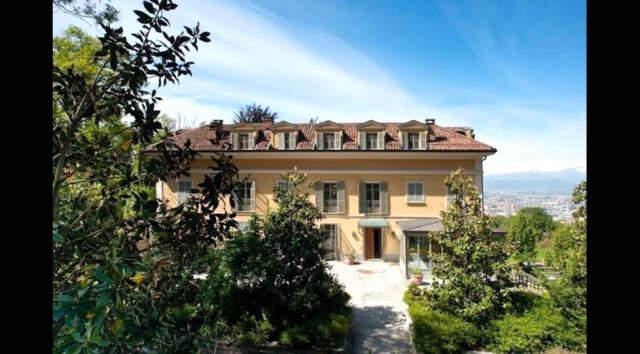 Ronaldo'nun İtalya'da Oturacağı Ev Ortaya Çıktı Ronaldo'nun İtalya'da Oturacağı Ev Ortaya Çıktı