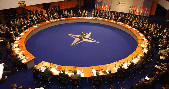 ABD NATO Temsilcisi'nden Çarpıcı Türkiye Çıkışı: Rusya, Bizden Koparmaya Çalışıyor