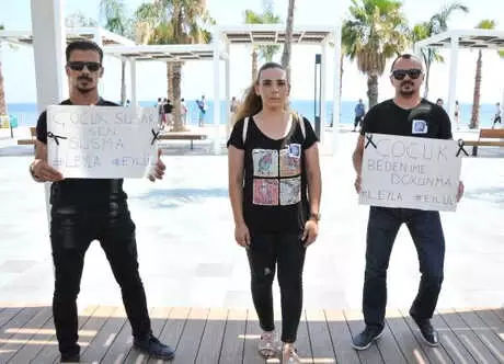 Antalya'da, Çocuk Tacizlerini Protesto Sırasında Taciz