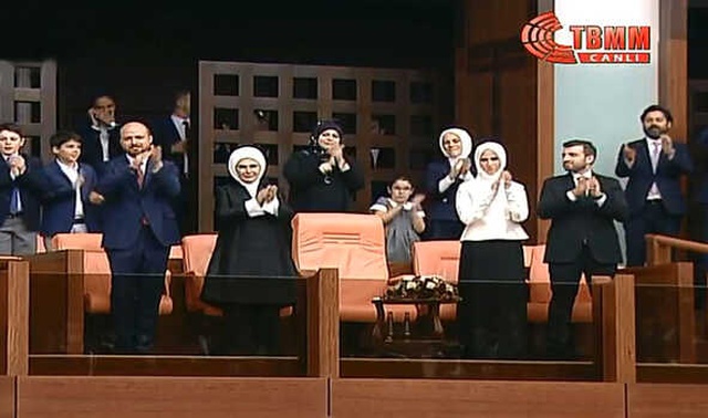 Erdoğan Yemin Etti, Cumhurbaşkanlığı Hükümet Sistemi Resmen Başladı