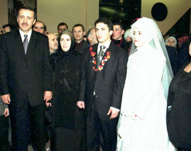 Cumhurbaşkanı Erdoğan'ın Yemin Törenine Katılmayan Ahmet Burak Erdoğan Kimdir?