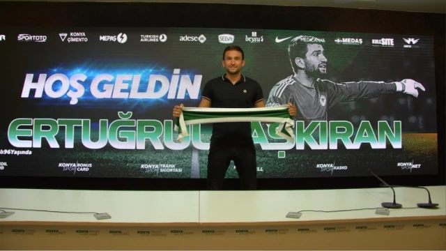 Kaleci Ertuğrul Taşkıran Konyaspor'la Sözleşme İmzaladı