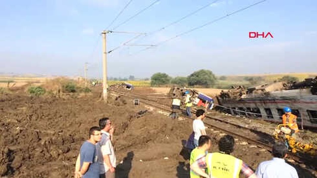 Ülkeyi Yasa Boğan Tren Kazasının Yaşandığı Bölgeden İlk Gündüz Görüntüleri Geldi