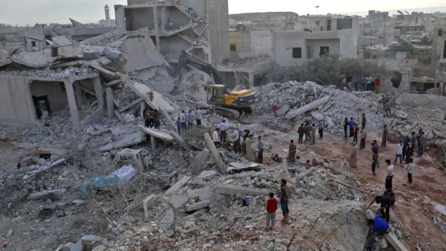 Suriye'de Güney Cephesi Nasıl Çöktü, Kuzeyi Ne Bekliyor?