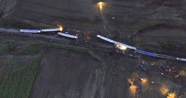 Tren Kazasında Kahreden Detay: Anne ile 10 Aylık Bebeği Hayatını Kaybetti! Tren Kazasında Kahreden Detay: Anne ile 10 Aylık Bebeği Hayatını Kaybetti!