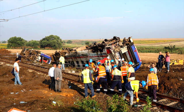Tren Kazasında Kaybolan Kuzenlerden Acı Haber Geldi