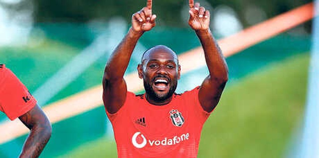 Vagner Love, Kamptaki Çalışkanlığıyla Şenol Güneş'in Gözüne Girdi