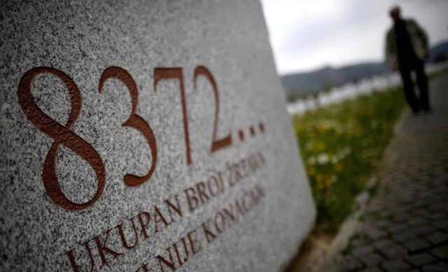 8 Bin 372 Boşnak Sivilin Öldürüldüğü Srebrenitsa Katliamının Üzerinden 23 Yıl Geçti