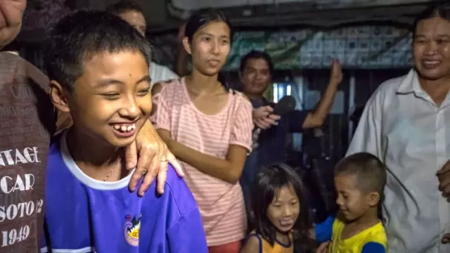 Fotoğraflarla: Tayland'da Mağarada Mahsur Kalan Çocukların Kurtarılışı