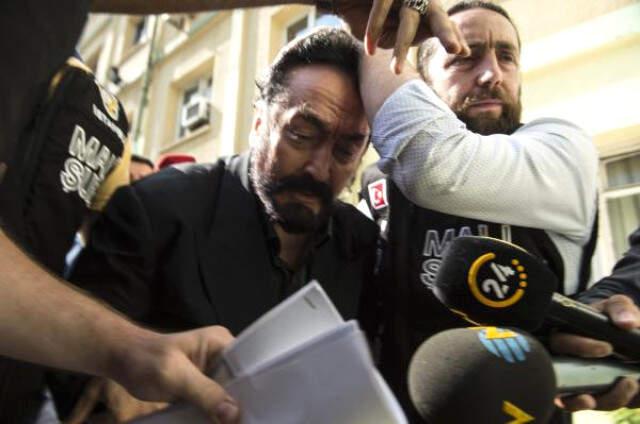 Gözaltına Alınan Adnan Oktar'ın Mal Varlığına El Konuldu Gözaltına Alınan Adnan Oktar'ın Mal Varlığına El Konuldu