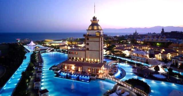 İflas Eden Mardan Palace Hotel'i Titanic Hotels Satın Alıyor