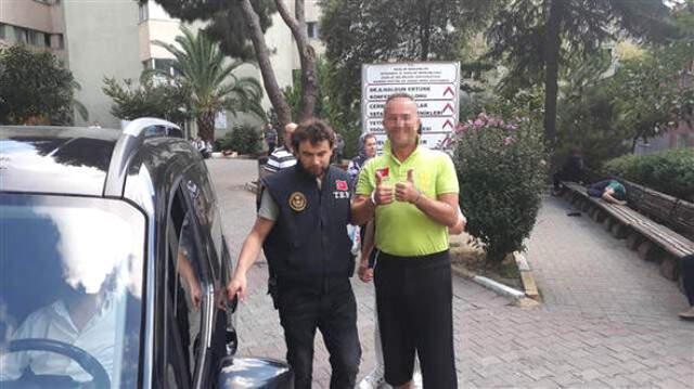 Suç Örgütü Lideri Adnan Oktar Gözaltına Alındı! İşte ilk görüntüler Suç Örgütü Lideri Adnan Oktar Gözaltına Alındı! İşte ilk görüntüler