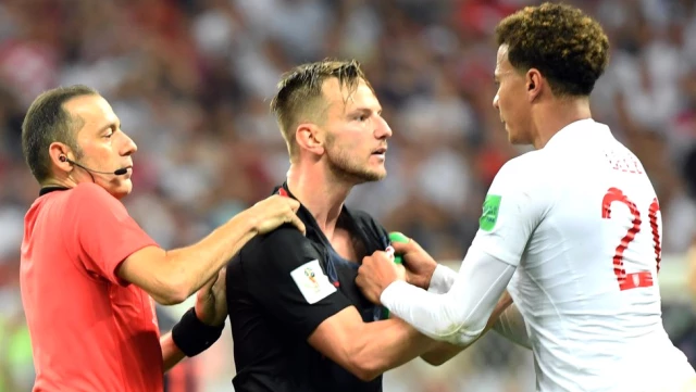 Dünya Kupası 2018: Yarı Finalde Hırvatistan'a Elenen İngiltere'de Cüneyt Çakır Öfkesi